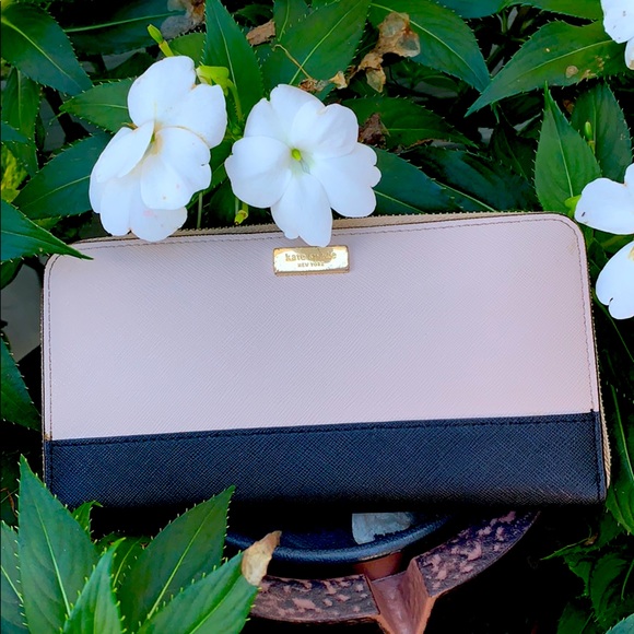 Handbags - Kate Spade Wallet